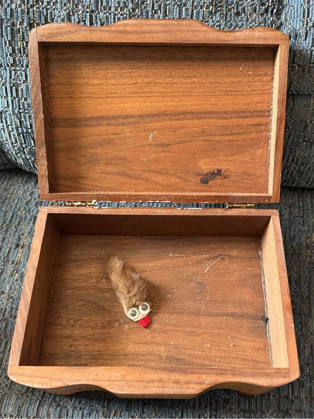 Unbranded Vintage Wooden Decorative Brown Box - 10”x6”x4”